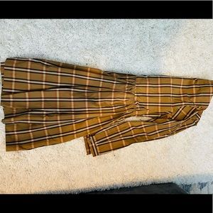 New with tag Burberry long sleeve dress.